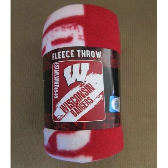 New NCAA Wisconsin Badgers Soft Fleece Throw Gift Blanket Football Team Red Logo - Picture 2 of 2